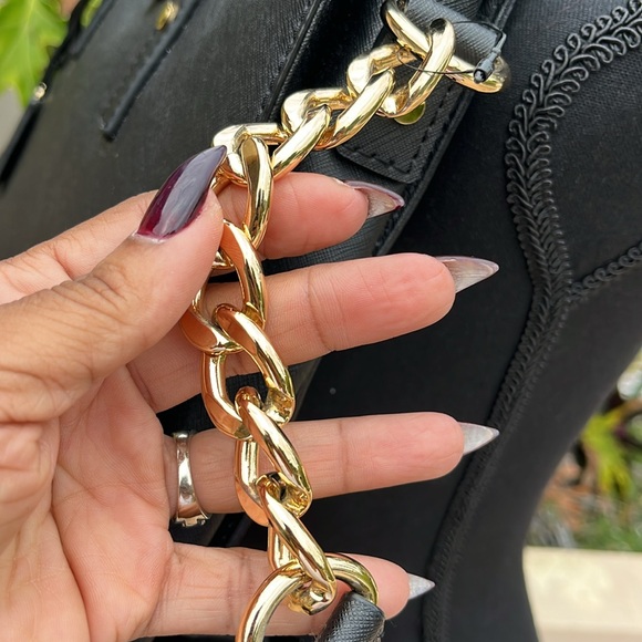 MICHAEL Michael Kors Black Tote Bag - Picture 10 of 15